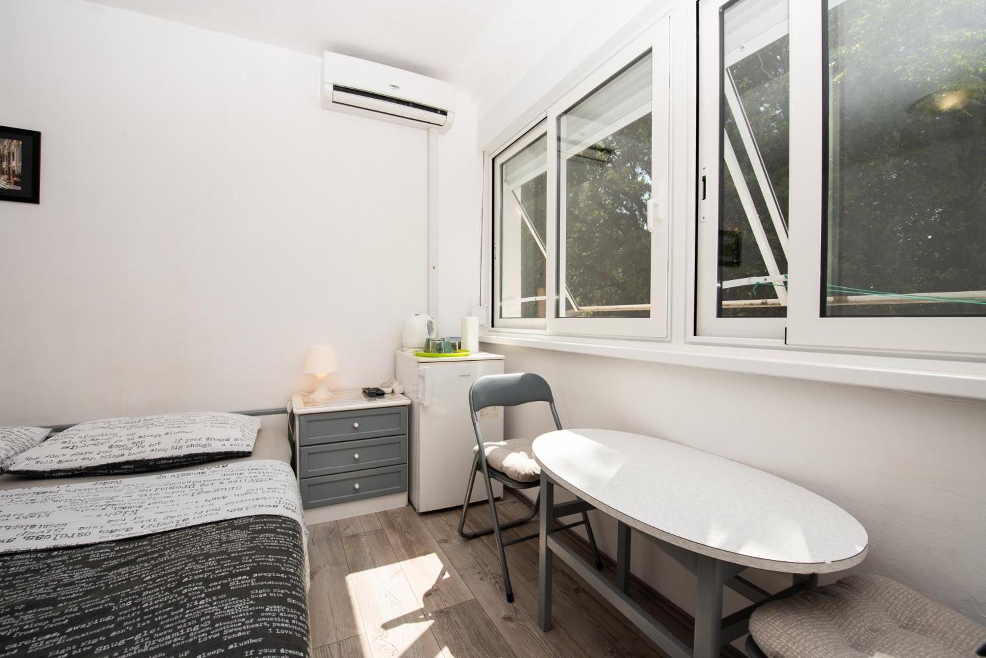 Laghanini Apartments Split Bagian luar foto