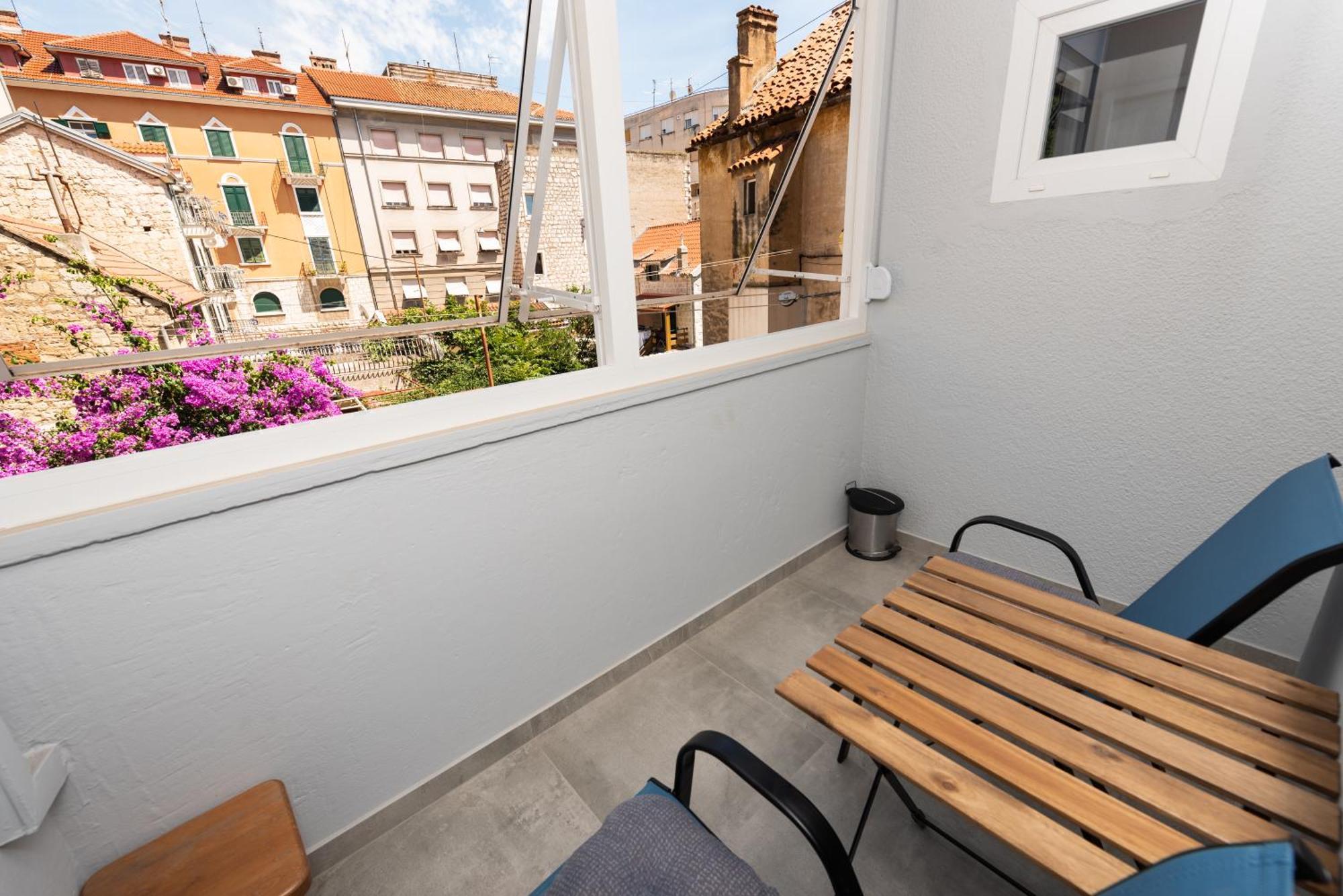 Laghanini Apartments Split Bagian luar foto